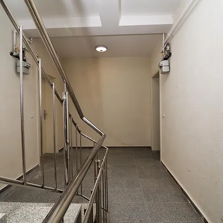 Nisa Ii Lejlighed Braşov